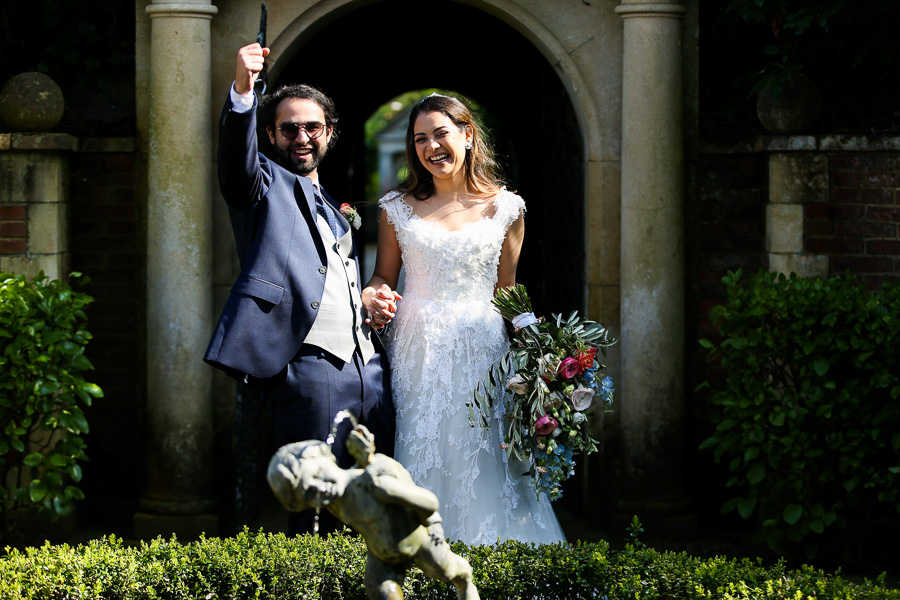 Italian Villa wedding photography, bride and groom